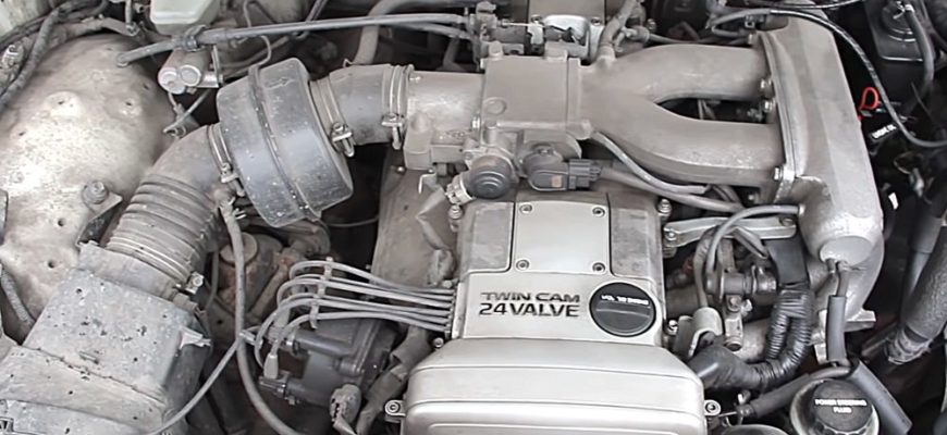 TOYOTA Crown Royal touring, S-140 Royal saloon 2.5 180 Hp﻿