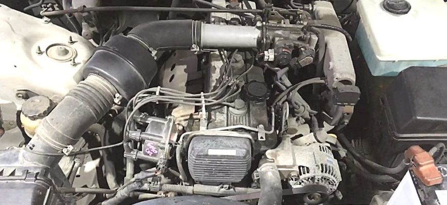 TOYOTA Mark 2 (GX90) Grande 2.0 135 Hp